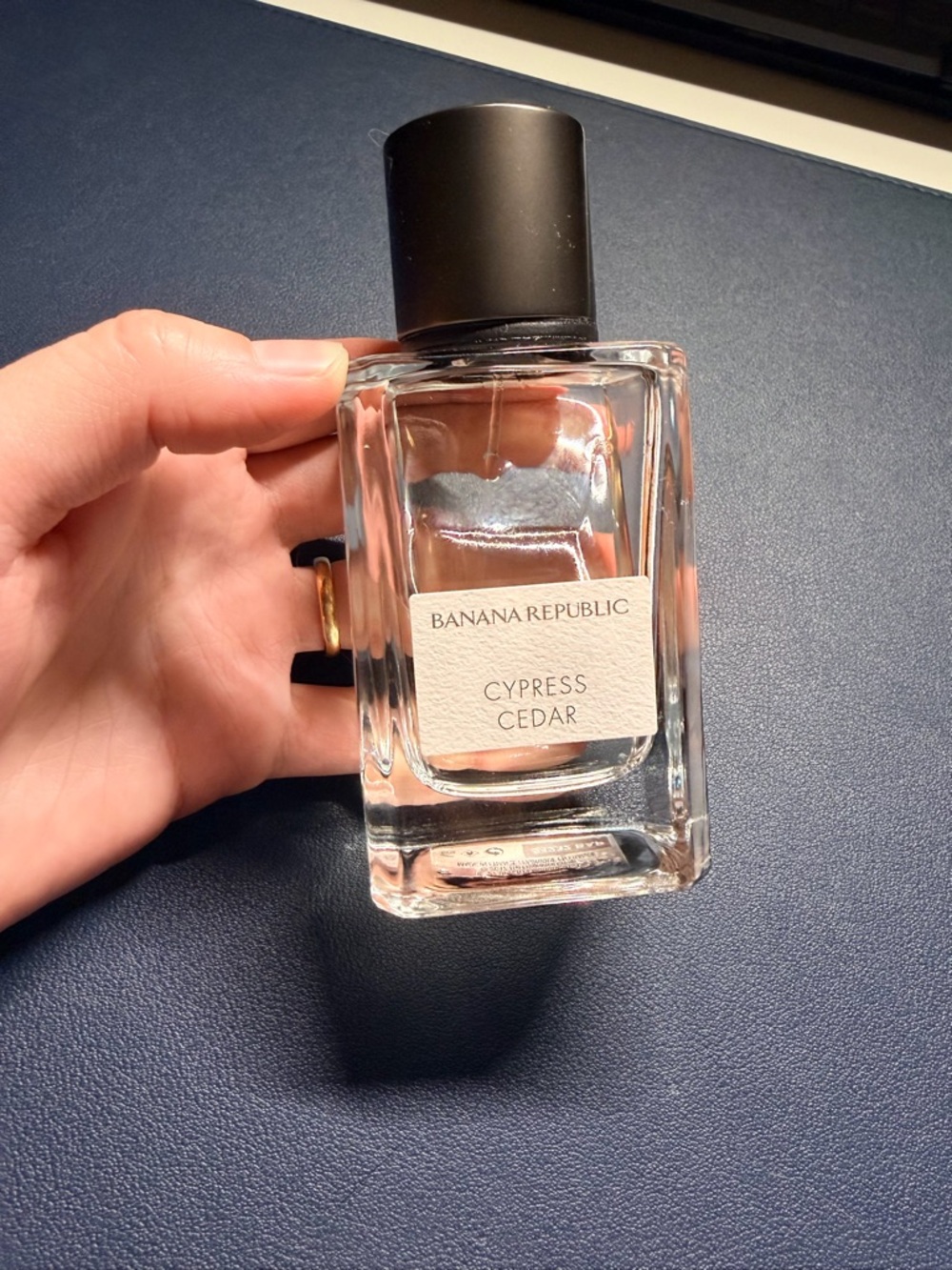 Banana Republic Cypress ceder perfume